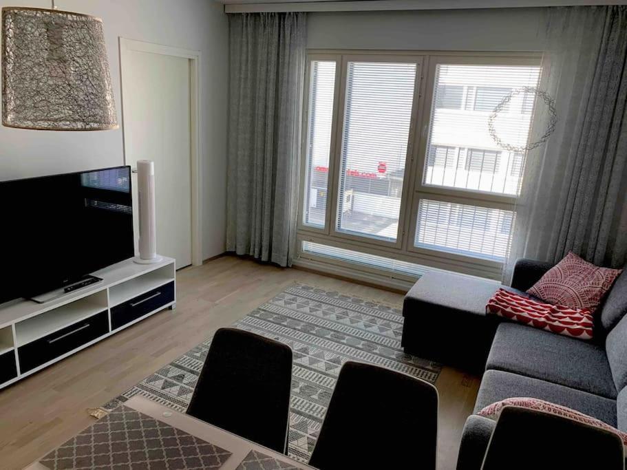 Uusi Tilava Kaksio Jyvaskylan Ydinkeskustassa 53 M2 Apartment ภายนอก รูปภาพ