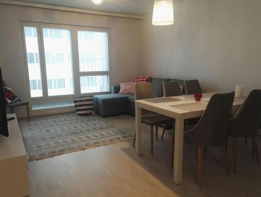 Uusi Tilava Kaksio Jyvaskylan Ydinkeskustassa 53 M2 Apartment ภายนอก รูปภาพ